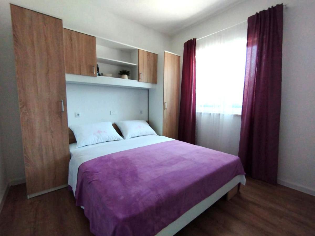 Apartman, Studio And Room Kata Пула Екстер'єр фото